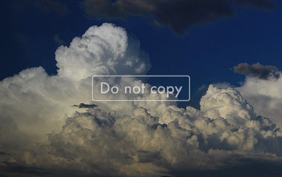 Nubes obscuras